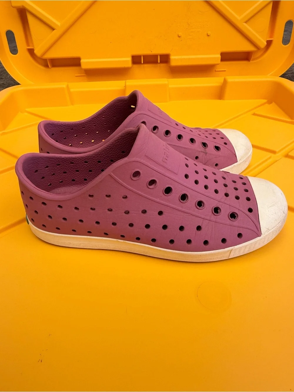 Native Kids Slip-On Water Shoes in Plum with White Toe